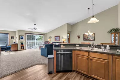 1734  Parkstone Ter #74, Racine, WI 53406 - Photo 8