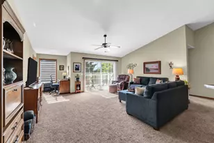 1734 Parkstone Terrace, Racine, WI 53406 - Photo 4