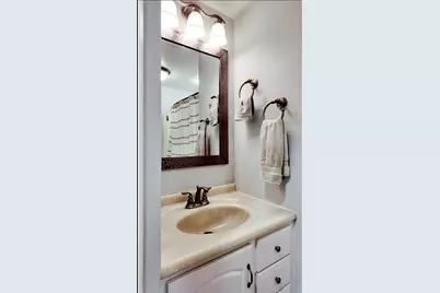 7232 W Mount Vernon Ave, Milwaukee, WI 53213 - Photo 28