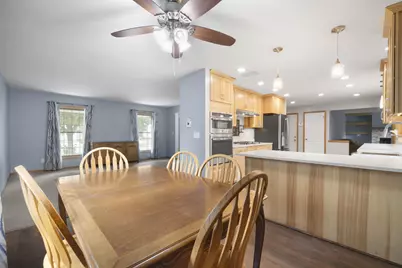 6642  Radburn Ln, Greendale, WI 53129 - Photo 6