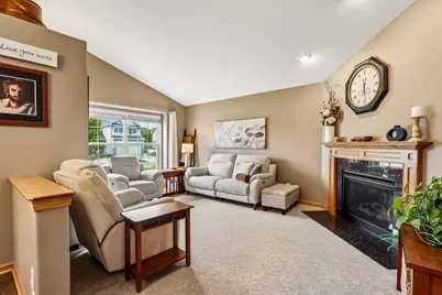 3915  Wild Ginger Way, Racine, WI 53126 - Photo 4