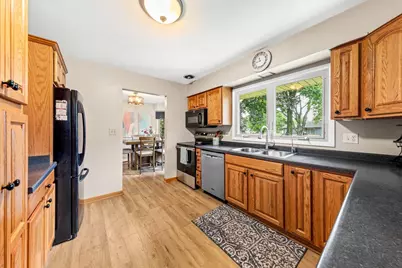 4580 N 135th St, Brookfield, WI 53005 - Photo 8