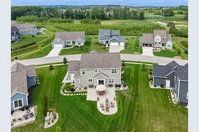 N50W19665  Tamarind Way, Menomonee Falls, WI 53051 - Photo 40