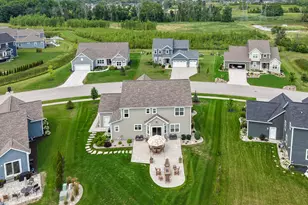 N50W19665 Tamarind Wy, Menomonee Falls, WI 53051 - Photo 40