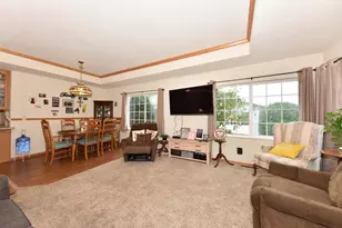 434 Novak St, Hartford, WI 53027 - Photo 4