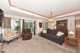 434 Novak St, Hartford, WI 53027 - Photo 6