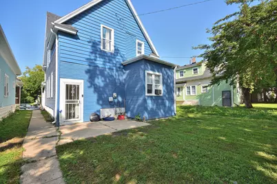 2608 N 37th St, Milwaukee, WI 53210 - Photo 2
