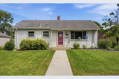 100 N Highland Ave, Thiensville, WI 53092 - Photo 2