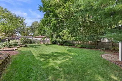 1730 N 118th St, Wauwatosa, WI 53226 - Photo 2