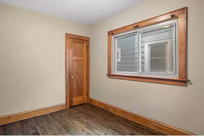1960 S 68th St, West Allis, WI 53219 - Photo 14
