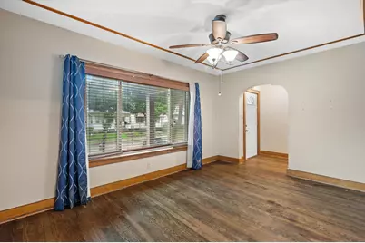 1960 S 68th St, West Allis, WI 53219 - Photo 4