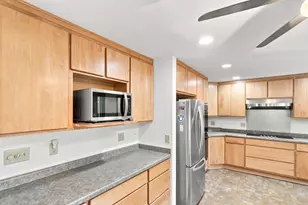 W237N6597 Orchard Dr, Sussex, WI 53089 - Photo 18