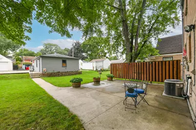 2763 S 49th St, Milwaukee, WI 53219 - Photo 20
