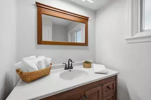 9210 N Pelham Pkwy, Bayside, WI 53217 - Photo 22