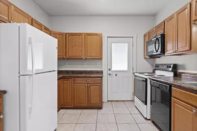 1227  9th St, La Crosse, WI 54601 - Photo 6