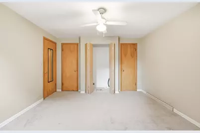 723  Roosevelt Ave, Oconomowoc, WI 53066 - Photo 12
