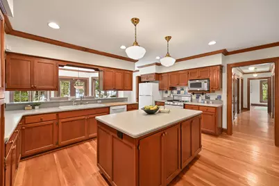 3582 E Norport Dr, Port Washington, WI 53074 - Photo 8