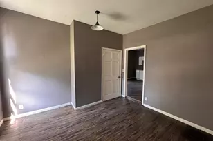 2232 S Allis St, Milwaukee, WI 53207 - Photo 8