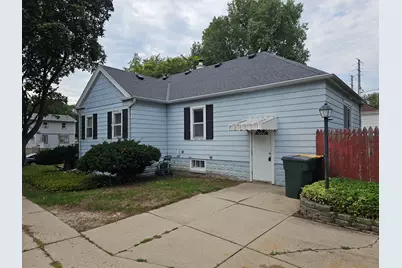 640 S 104th St, West Allis, WI 53214 - Photo 8