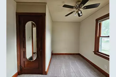640 S 104th St, West Allis, WI 53214 - Photo 28