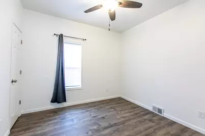 2426  73rd St, Kenosha, WI 53143 - Photo 8