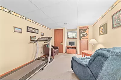 925  Canterbury Ln, Waukesha, WI 53188 - Photo 22