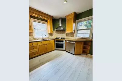 804  Cleveland Ave, Racine, WI 53405 - Photo 10