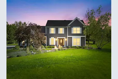S25W29201  Cambrian Rdg, Genesee, WI 53188 - Photo 2