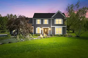 S25W29201 Cambrian Ridge, Genesee, WI 53188 - Photo 2
