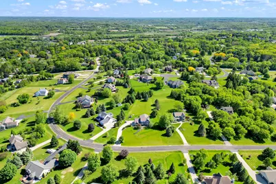 S25W29201  Cambrian Rdg, Genesee, WI 53188 - Photo 6