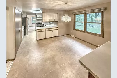3170  Upper Woodland Dr, Richfield, WI 53017 - Photo 6