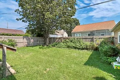 7825  17th Ave, Kenosha, WI 53143 - Photo 22