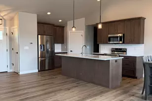 3126 Sandy Ridge Dr, Two Rivers, WI 54241 - Photo 8