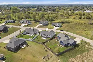 3126 Sandy Ridge Dr, Two Rivers, WI 54241 - Photo 10