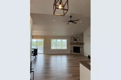 3126  Sandy Ridge Dr, Two Rivers, WI 54241 - Photo 6