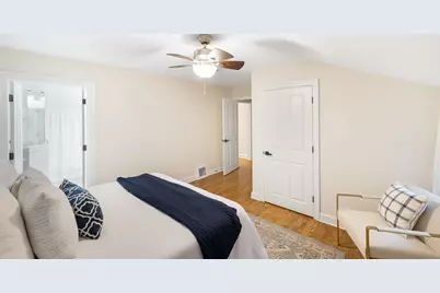 4821 W Elmdale Rd, Mequon, WI 53092 - Photo 12