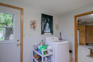 816 W Division St, Watertown, WI 53098 - Photo 38