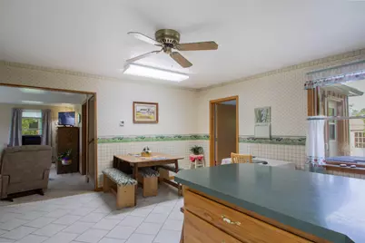816 W Division St, Watertown, WI 53098 - Photo 16