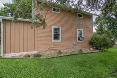 816 W Division St, Watertown, WI 53098 - Photo 42