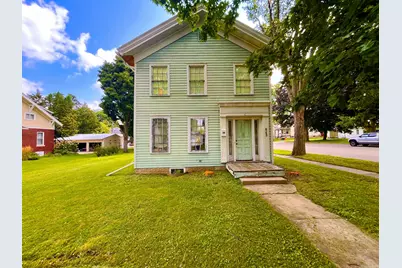643  Watson St, Ripon, WI 54971 - Photo 1