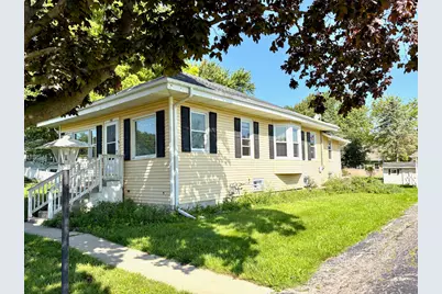 164  Dewey Ave, Fontana, WI 53125 - Photo 2