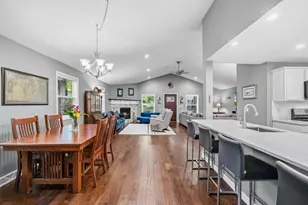 98 Lincoln Pkwy, Williams Bay, WI 53191 - Photo 10