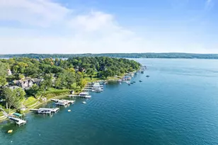 98 Lincoln Pkwy, Williams Bay, WI 53191 - Photo 10