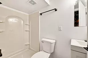2002 S 97th St, West Allis, WI 53227 - Photo 14