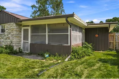 8509 N 52nd St, Brown Deer, WI 53223 - Photo 28