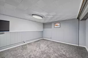 8509 N 52nd St, Brown Deer, WI 53223 - Photo 20