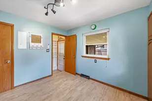 8509 N 52nd St, Brown Deer, WI 53223 - Photo 8