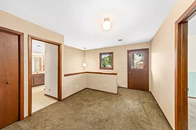 5254 S Allenwood Ln, Hales Corners, WI 53130 - Photo 40