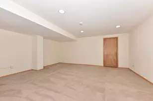 339 W Vine St, Milwaukee, WI 53212 - Photo 22