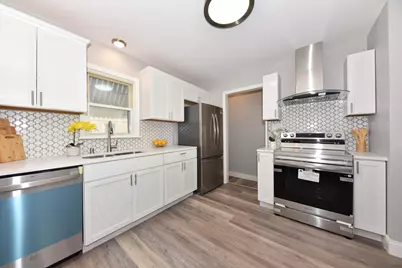 6042 N 35th St, Milwaukee, WI 53209 - Photo 6